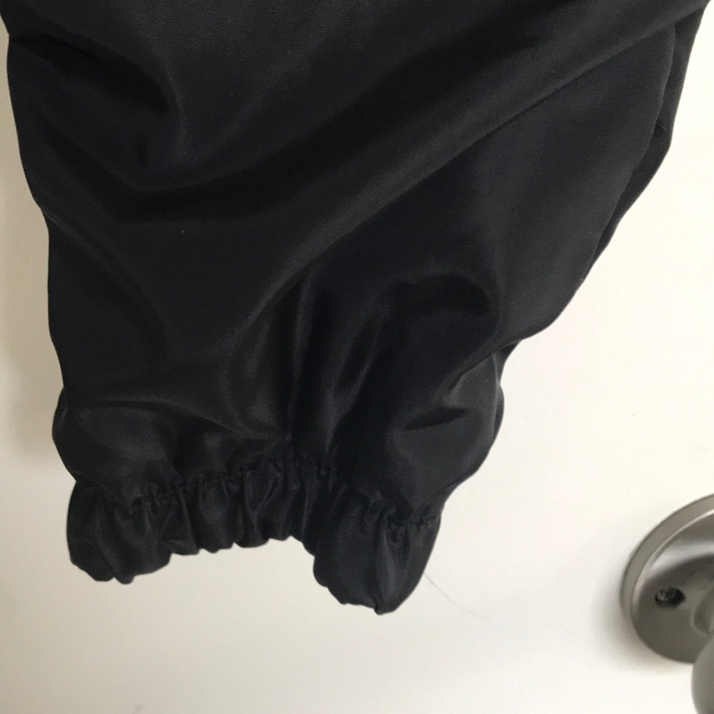 Small hooded nylon jacket - Picture 5 of 7